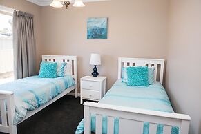 Bell's Cottage Collective