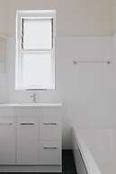 General Roberts Hotel