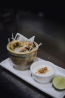 General Roberts Hotel