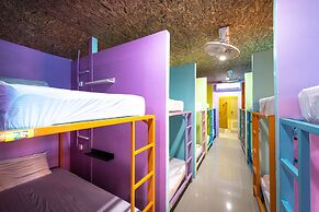 myPatong Social Hostel