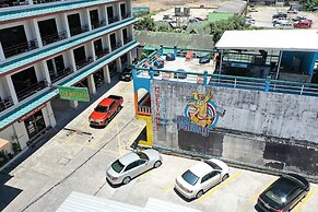 myPatong Social Hostel