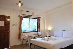 myPatong Social Hostel