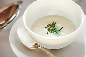 The Hiramatsu Hotels & Resorts Atami