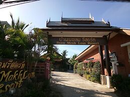 Baan Mek Lom