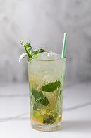 Eliza Hotel by Panel Hospitality