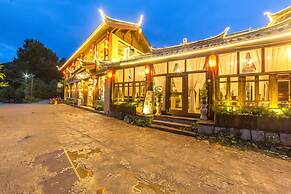 C'est La Vie Boutique Inn