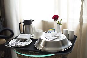 Elite Suites Mint Gomti Nagar