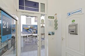 Hostel Neon Tenerife