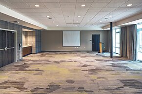 Courtyard by Marriott Appleton Riverfront