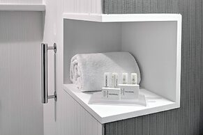 Courtyard by Marriott Appleton Riverfront