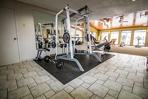 Companion Hotel Motel