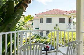 Pipers Cove - Runaway Bay