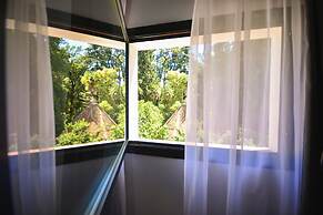 Legado Alcázar Hotel