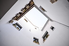 Legado Alcázar Hotel