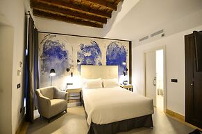 Legado Alcázar Hotel