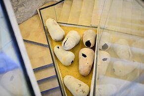 Legado Alcázar Hotel