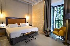 Legado Alcázar Hotel