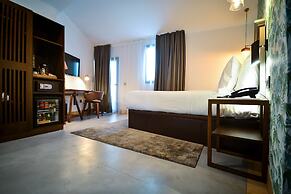 Legado Alcázar Hotel