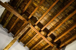 Legado Alcázar Hotel