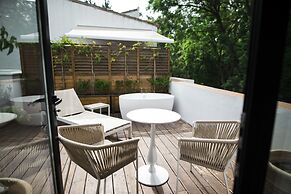 Legado Alcázar Hotel