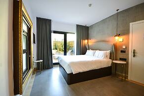 Legado Alcázar Hotel