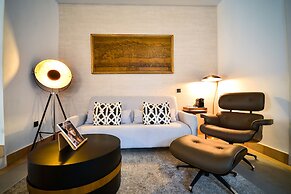 Legado Alcázar Hotel