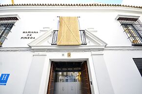 Legado Alcázar Hotel