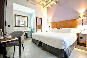 Legado Alcázar Hotel