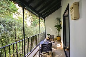 Legado Alcázar Hotel