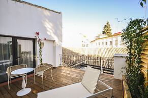 Legado Alcázar Hotel