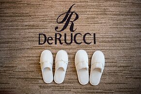 DeRUCCI Hotel