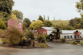 Waitomo Village Chalets Home of Kiwipaka