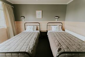 Waitomo Village Chalets Home of Kiwipaka