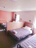 Waitomo Village Chalets Home of Kiwipaka