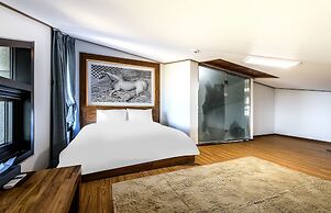 The Jun Pension Jeju