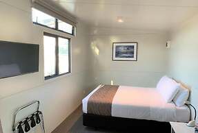 Collingwood Park Motel