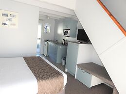 Collingwood Park Motel