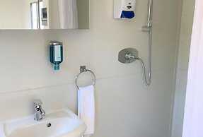 Collingwood Park Motel