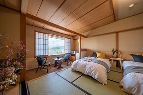 onsen hotel Omoto