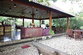 Ring Sameton Resort Hotel