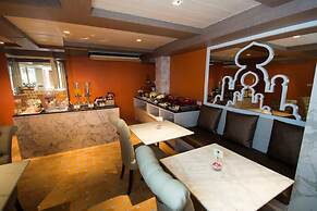 Violet Tower at Khaosan Palace