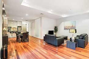 Sanctuary Apartments - Collins St CBD