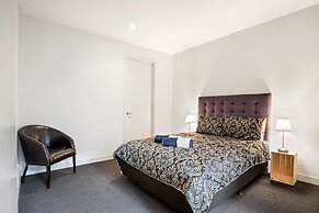 Sanctuary Apartments - Collins St CBD