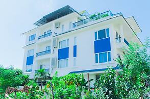 Cavilla Hotel & Apartment