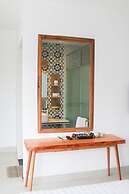 Cavilla Hotel & Apartment