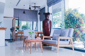 Cavilla Hotel & Apartment