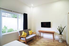 Cavilla Hotel & Apartment