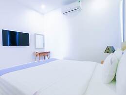 Cavilla Hotel & Apartment