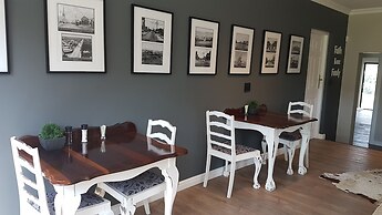 Riverview Guesthouse