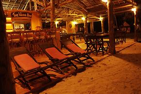 Melina's Beach Front Bungalow